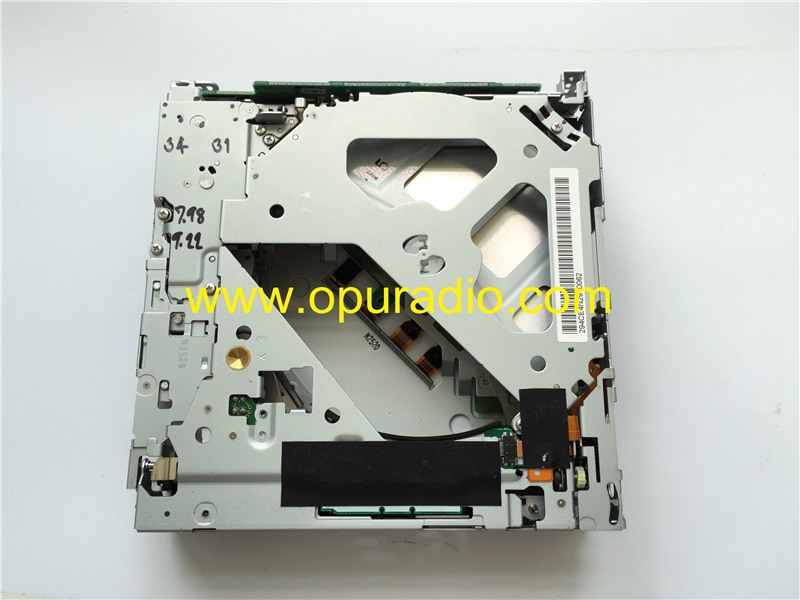 Matsushita 6 CD/DVD changer mechanism | Acura TL navigation | opuradio