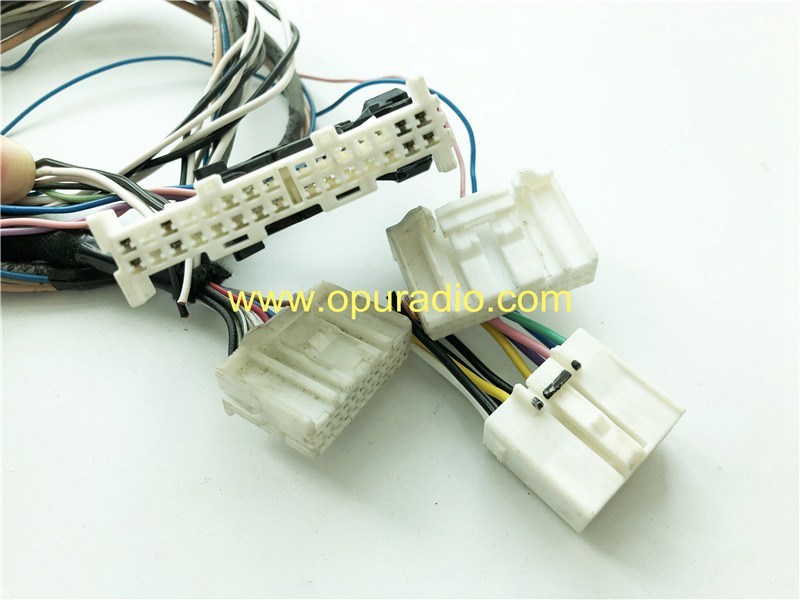 Plugs for Toyota Prius Camry test Amplifier Audio Radio head unit