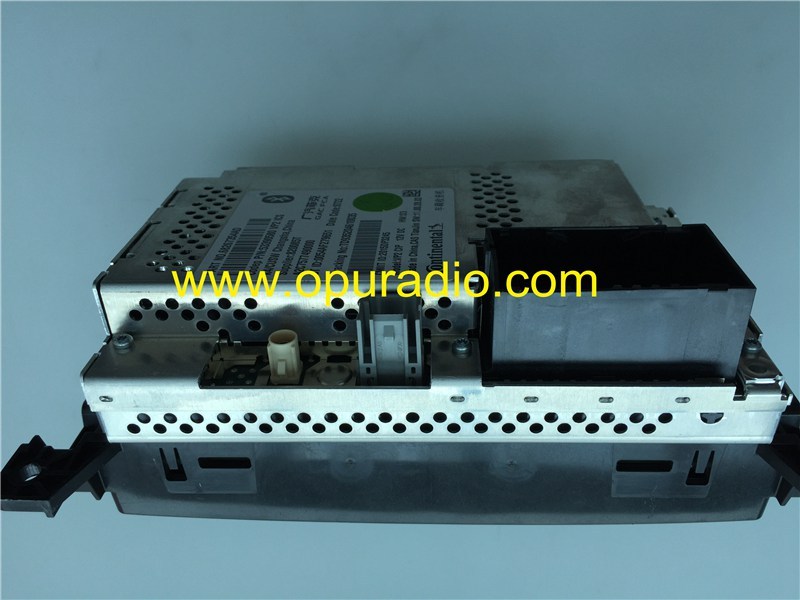 Continental VP2 CIP Radio Phone Compass Climate Uconnect Bluetooth for 2015 2016 Jeep Chrysler car audio Tuner Range AM 531 to 1602KHz FM 87.0 to 108.