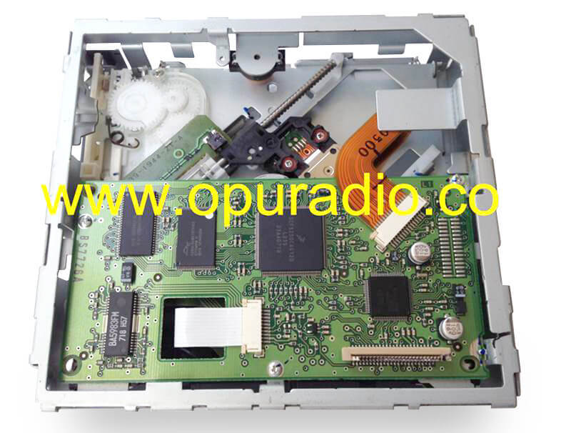Clarion single CD mechanism drive deck thick one for Trucks Peterbuilt Piterbill 2001 CD Player Delco Delphi OEM car radio
