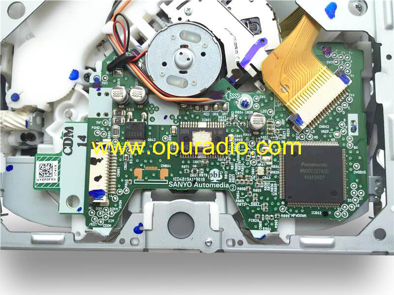 SANYO Automedia single CD drive loader deck mechanism for Ford Escape FoMoCo Radio CD player MP3 CJ5T-19C107-DG 2013-15