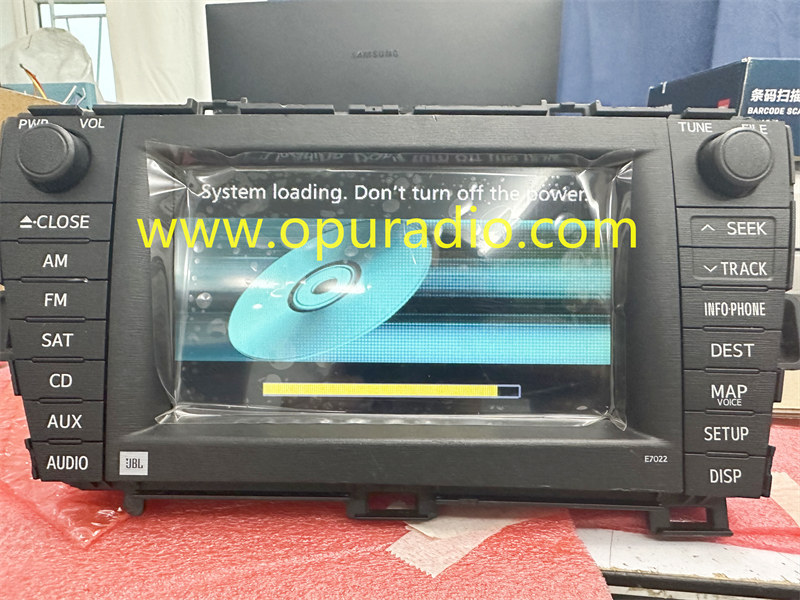 2010-2011 TOYOTA Prius JBL Navigation Radio 86120-47390 OEM E7022 Touch Screen