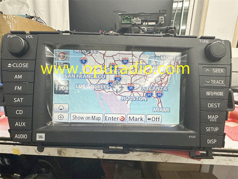 2010-2011 TOYOTA Prius JBL Navigation Radio 86120-47390 OEM E7022 Touch Screen