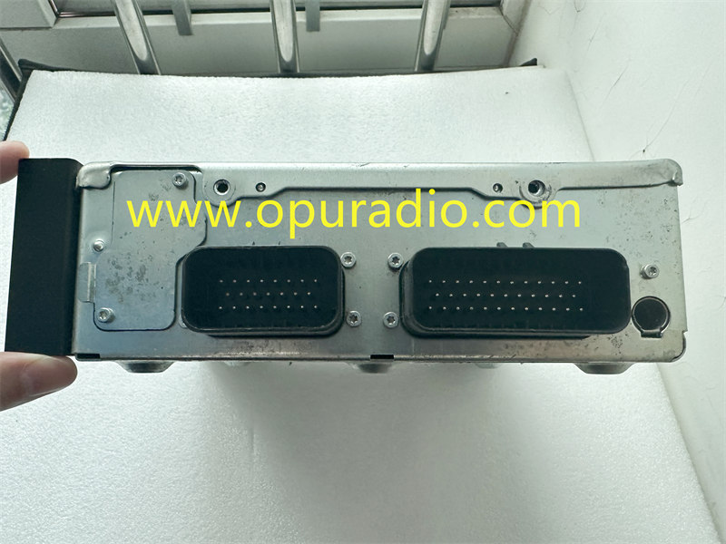 2006-2013 Harley-Davidson Motorcycle 86160-06 Radio FLH Touring Harman Kardon BE7680