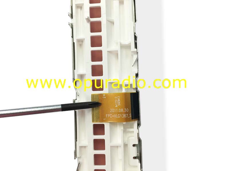 Original LCD display COG-VLGEM1367 Screen Monitor for BMW MINI Cooper  F20 F21 F25 F30 F31 1 3 Series BMWRCD404 RCD213 6512-9304846-01 Car RADIO