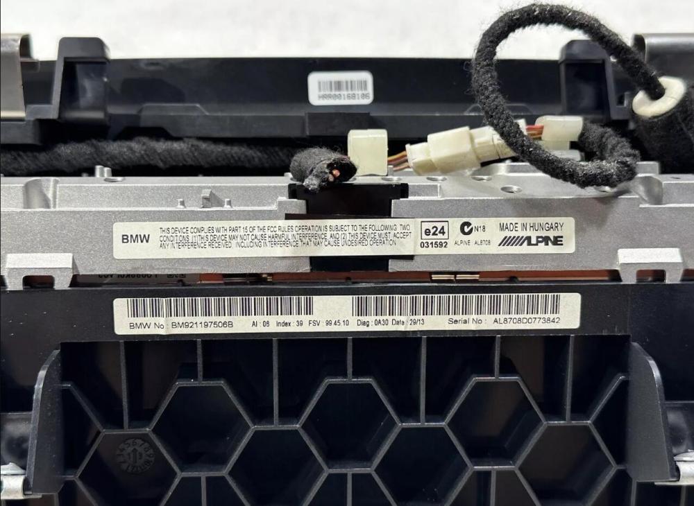 LQ088K9LA01 LQ088K9LA02 SHARP for 2009-2012 BMW CIC Sound E82 E88 E60 E90 1 3 5 Series X1 X3 X5 Z3 Z4 35i