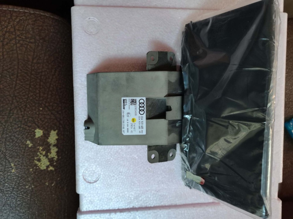 Audi Q2 (Ga) 81A919605B Display 8.2 DJ083IA-01F Multimedia Screen A3 S3 8Y interface