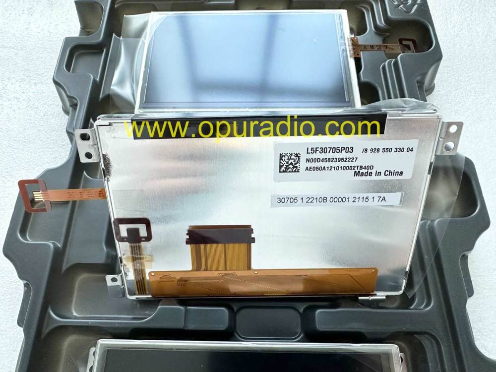 VW VOLKSWAGEN Tiguan Jetta Golf Bug RNS-315 Navigation GPS SAT Radio Stereo