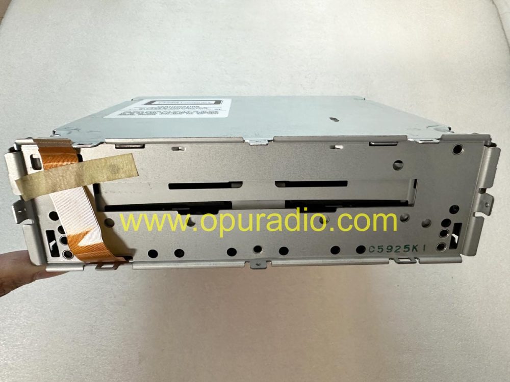 2006-2012 BENTLEY CONTINENTAL GTC GT Flying Spur SONY CD DISK CHANGER VW PASSAT B6