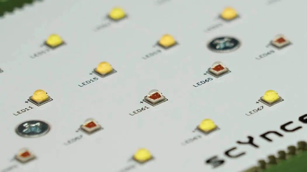integrated led track lighting