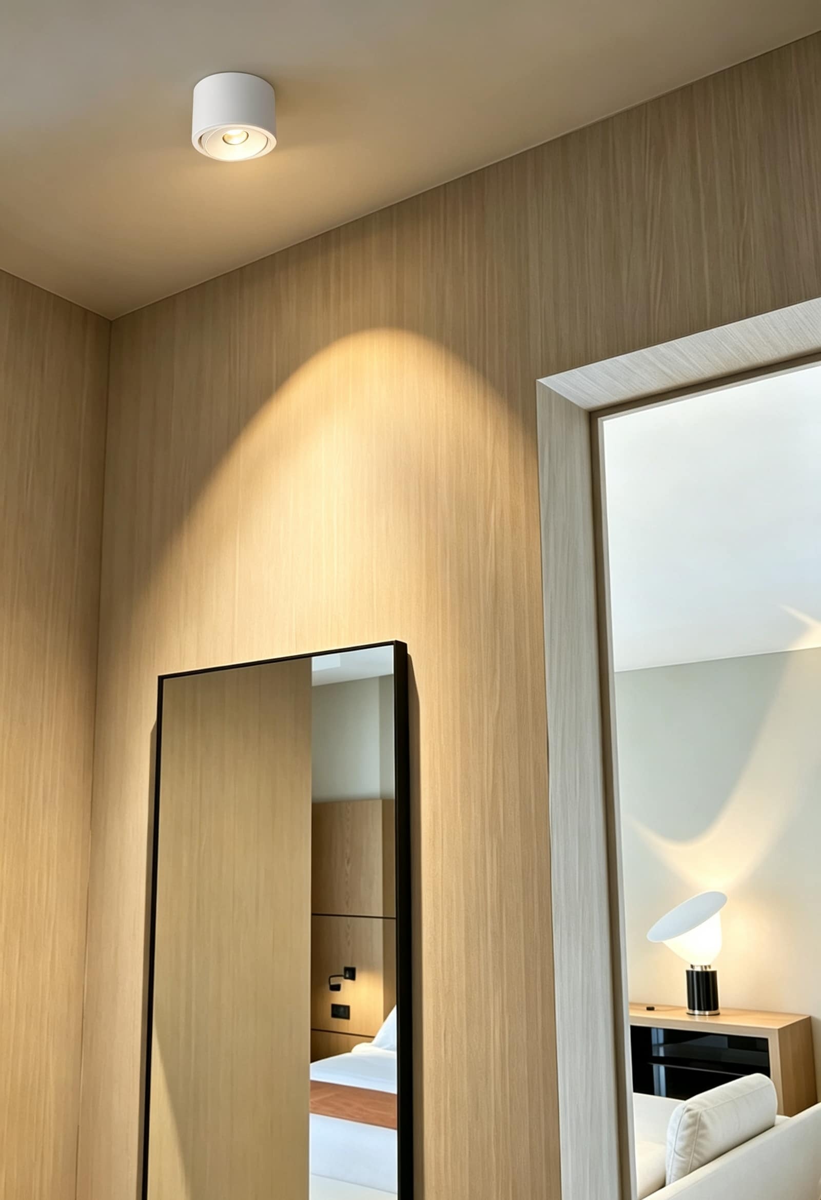 【SG706】3.7-inch Adjustable Surface Mounted Commercial Cylindrical Anti Glare LED Downlights