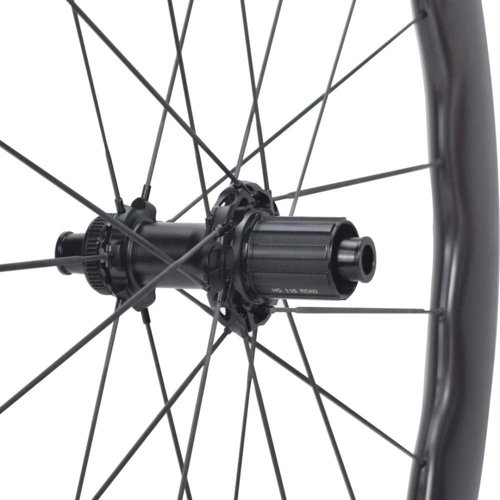 700C road bike 28mm width disc brake carbon wave wheels disc brake with 3.5mm/5.2mm carbon spoke Carbon and SA-CS03 center lock hub