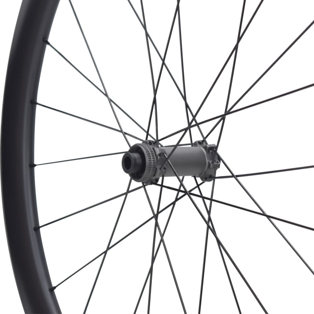 700C High-Performance road disc brake carbon fiber wheelset RD05 with 26mm/28mm width 45mm/50mm depth rim