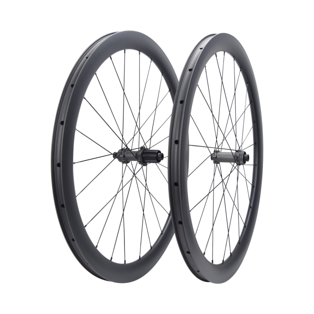 700C High-Performance road disc brake carbon fiber wheelset RD05 with 26mm/28mm width 45mm/50mm depth rim