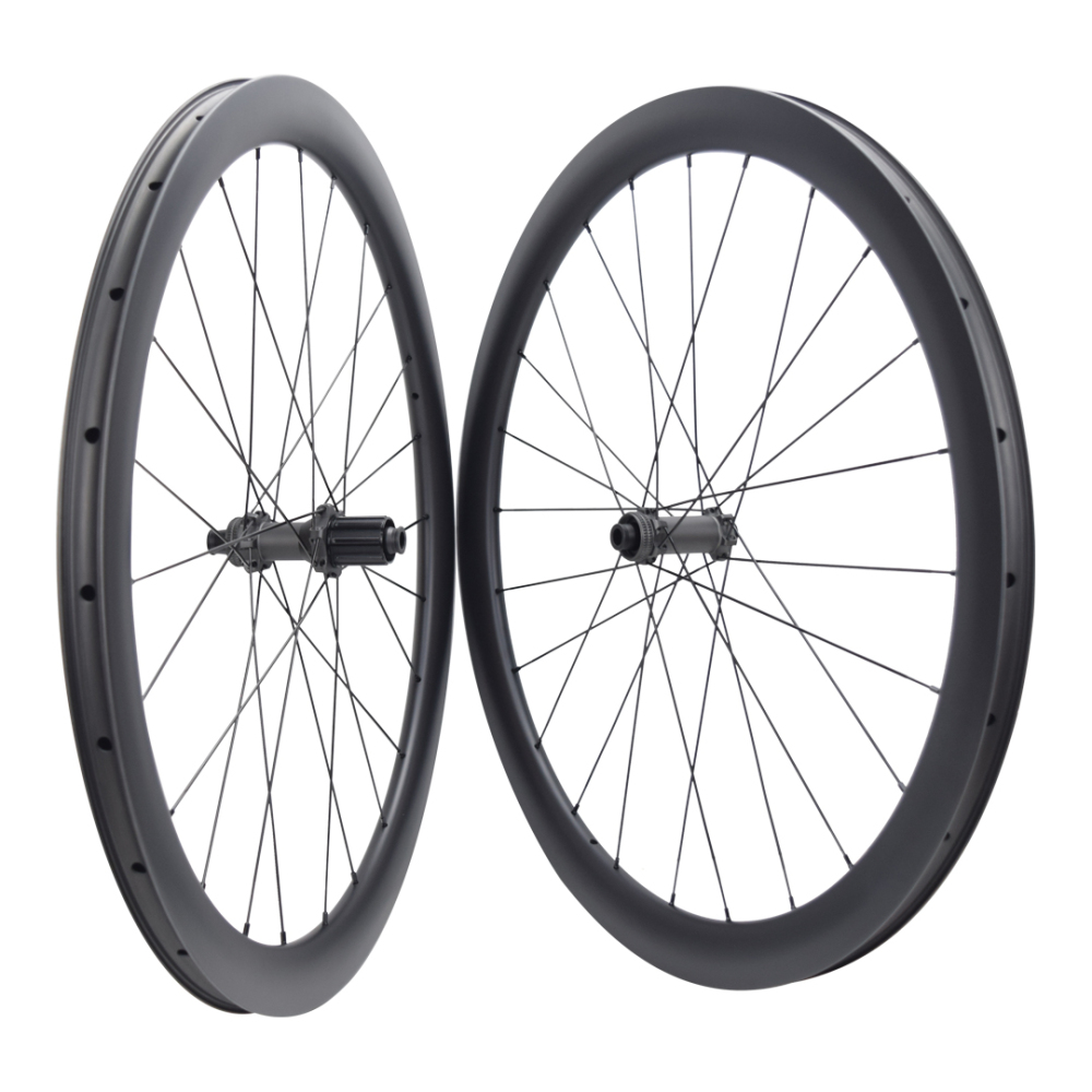 700C High-Performance road disc brake carbon fiber wheelset RD05 with 26mm/28mm width 45mm/50mm depth rim