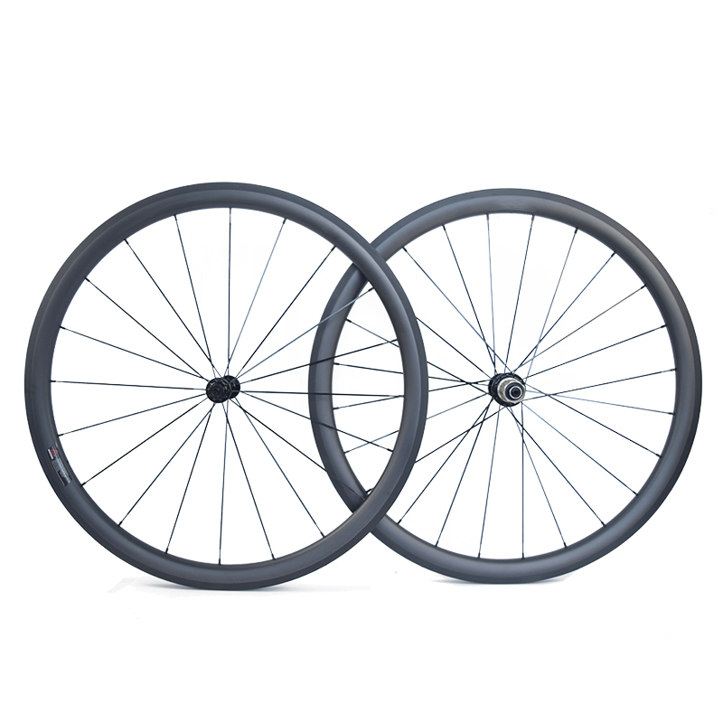 700C Carbon Fiber Road Bike Wheelset, Lightweight R13 Hub, Aero Spokes, Shimano 11/12 Speed