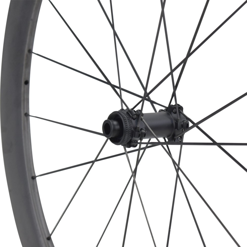 Carbon Spoke Wheelset – Hand-Built Straight-Pull, Center Lock, Compatible with Shimano/SRAM, Lightweight for Road, Gravel & MTB Bikes CS04