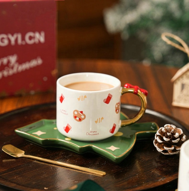 Wholesale Christmas Gift Ceramic Coffee Cup With Gold Handle Creative Cartoon Cute Christmas Mugs With Gift Box
