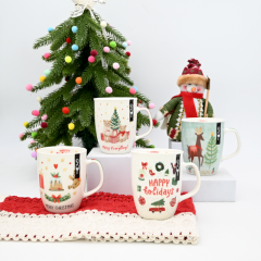 Factory High  Quality 10oz Ceramic Christmas Mug With Cute Bear and Deer Design