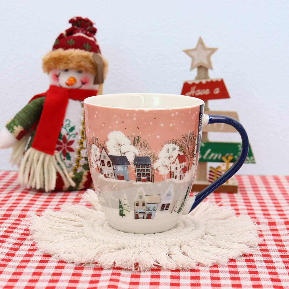 Factory Wholesale High Quality Custom Christmas Ceramic Mug 17oz New Bone China Cups  Tea Coffee Juice Mugs