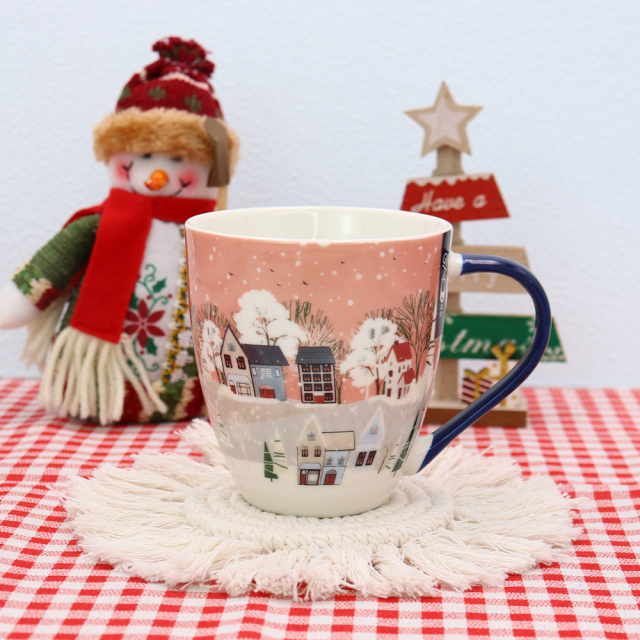 Factory Wholesale High Quality Custom Christmas Ceramic Mug 17oz New Bone China Cups  Tea Coffee Juice Mugs