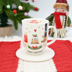 Factory High  Quality 10oz Ceramic Christmas Mug With Cute Bear and Deer Design