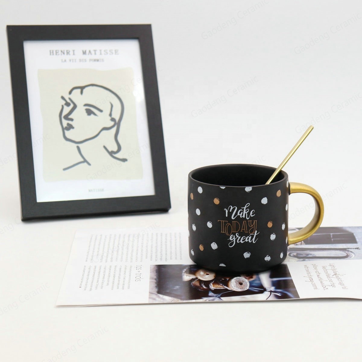 Nordic Style High Quality Ceramic Coffee Mug Wholesale Custom Logo Black and White Porcelain Cups