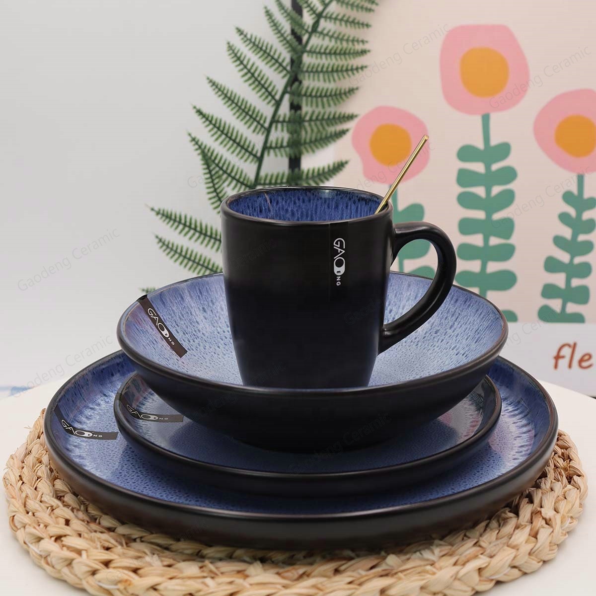Wholesale High Quality Blue Reactive Glaze Ceramic Dinnerware Set Custom Tableware 16pcs