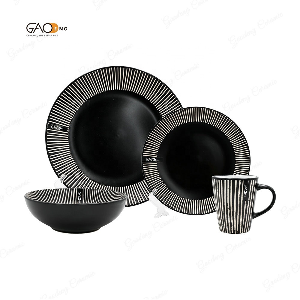 Nordic popular black tableware set with silk screen printing 4pcs ceramic kitchenware porcelain dinnerware sets