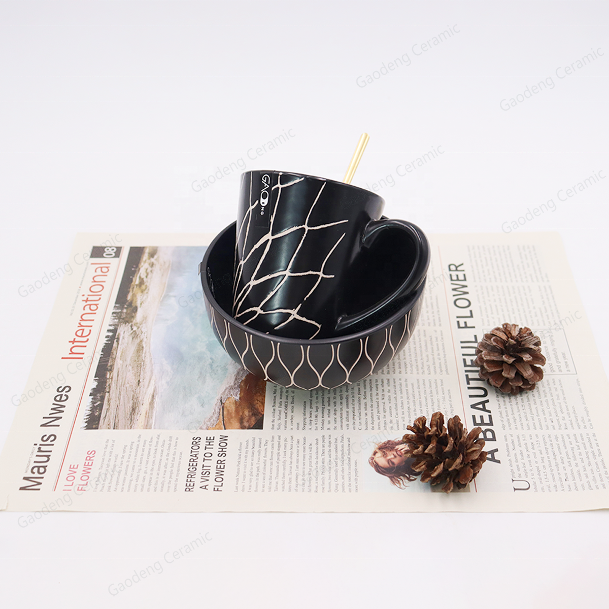 Black Golden Beautiful Design Ceramic Color Glazed Dinnerware Set Customized Flower Pattern for Hotel Restaurant