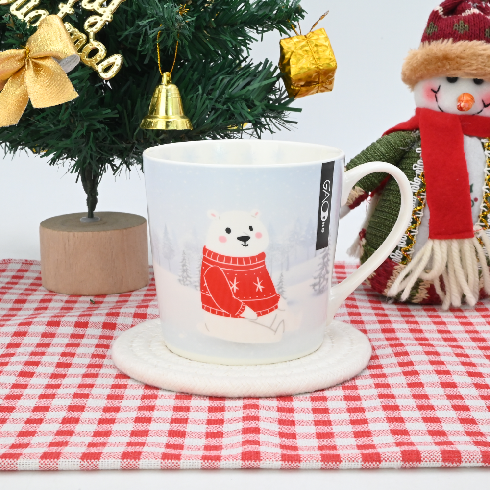 Christmas Ceramic Mug with Bear and Deer Pattern,Suitable for Milk in the Morning
