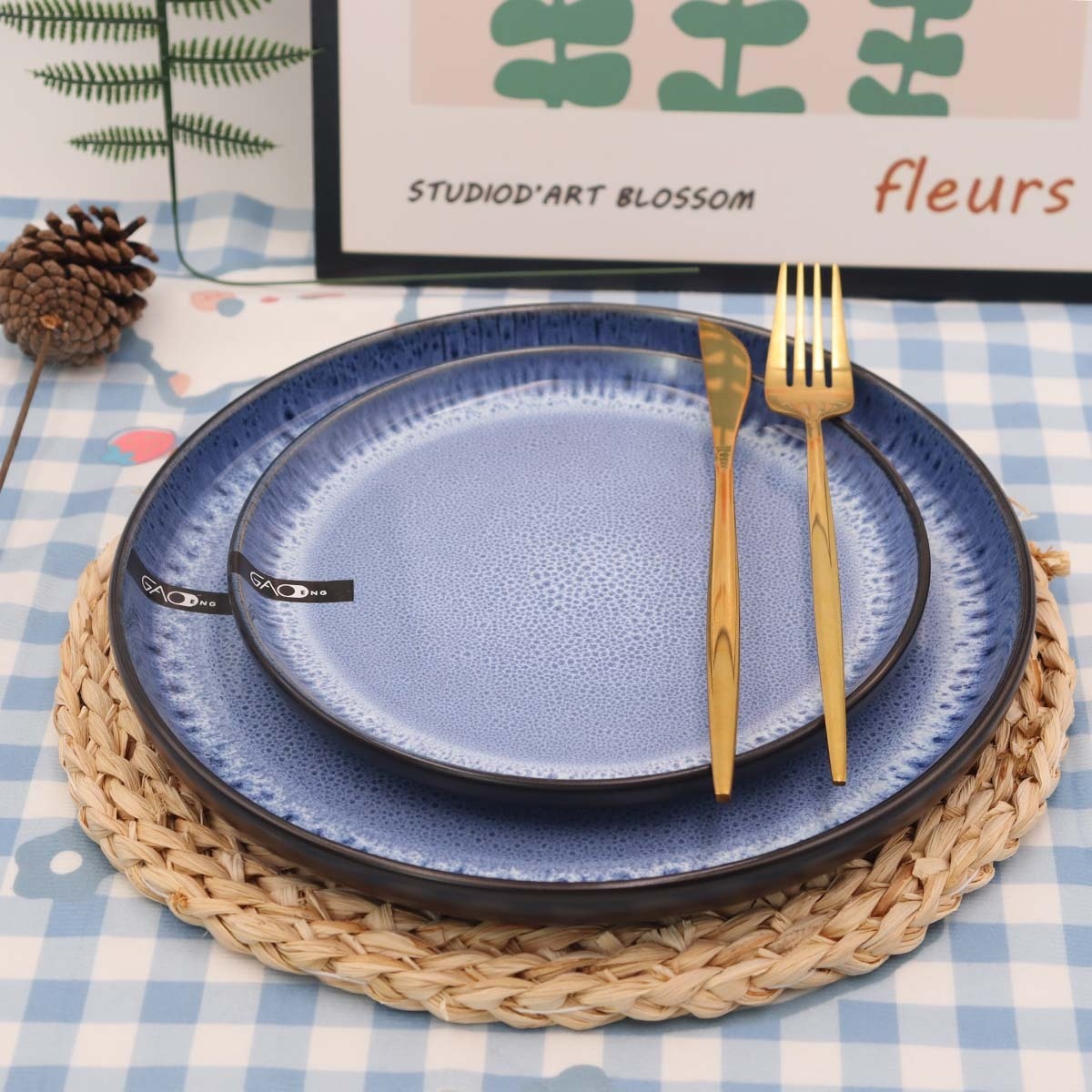Wholesale High Quality Blue Reactive Glaze Ceramic Dinnerware Set Custom Tableware 16pcs