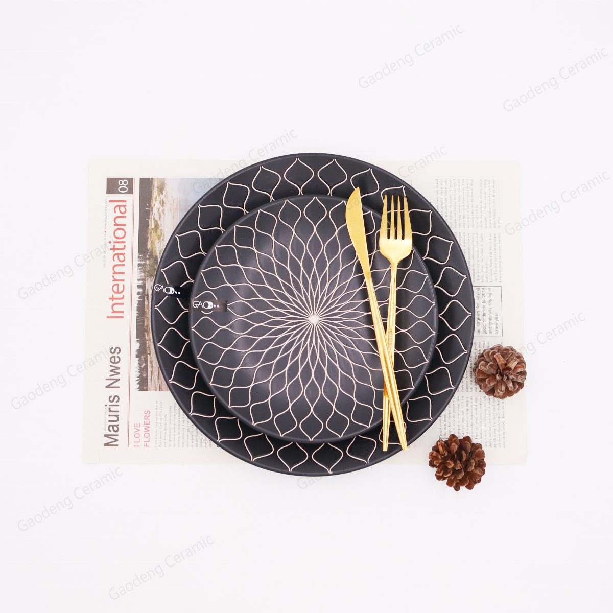 Black Golden Beautiful Design Ceramic Color Glazed Dinnerware Set Customized Flower Pattern for Hotel Restaurant