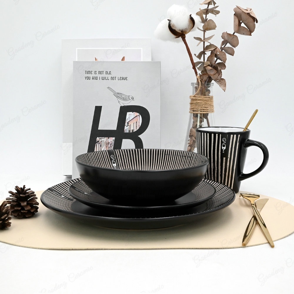 Nordic popular black tableware set with silk screen printing 4pcs ceramic kitchenware porcelain dinnerware sets