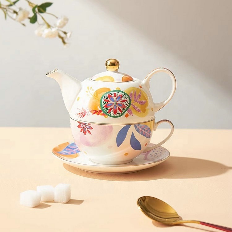 Wholesale Nordic Luxury Teapot and Cup  Custom Design Ceramic White Porcelain Tea Pot Cup Set Add You Logo