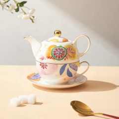 Wholesale Nordic Luxury Teapot and Cup  Custom Design Ceramic White Porcelain Tea Pot Cup Set Add You Logo