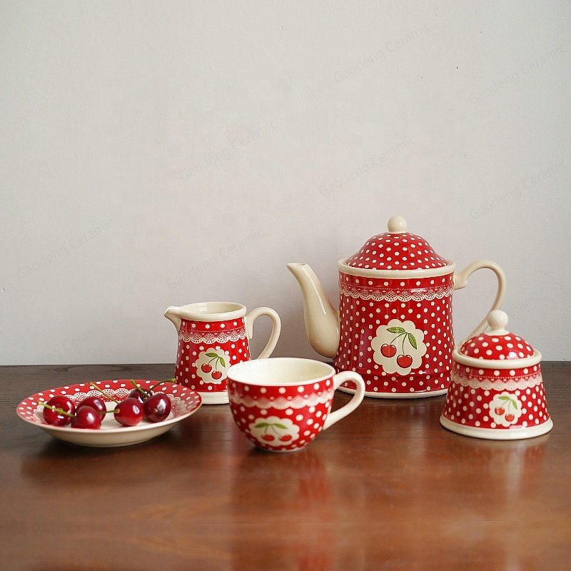 Wholesale Luxury Polka Dots Cherry Tableware Set, Customized Design Ceramic Tableware Set