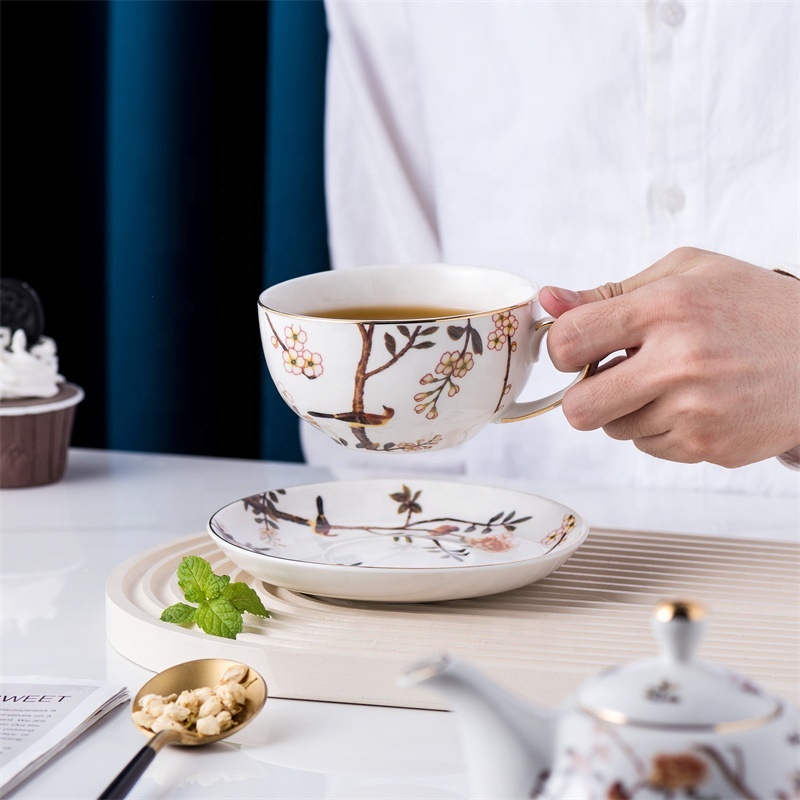 Wholesale Simple Flower Bird Design One Person Teapots With Electricoplate Lid Attitude Ceramic Teapot and Cup Set
