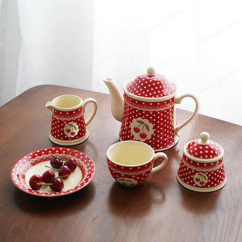 Wholesale Luxury Polka Dots Cherry Tableware Set, Customized Design Ceramic Tableware Set