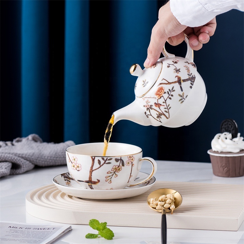 Wholesale Simple Flower Bird Design One Person Teapots With Electricoplate Lid Attitude Ceramic Teapot and Cup Set