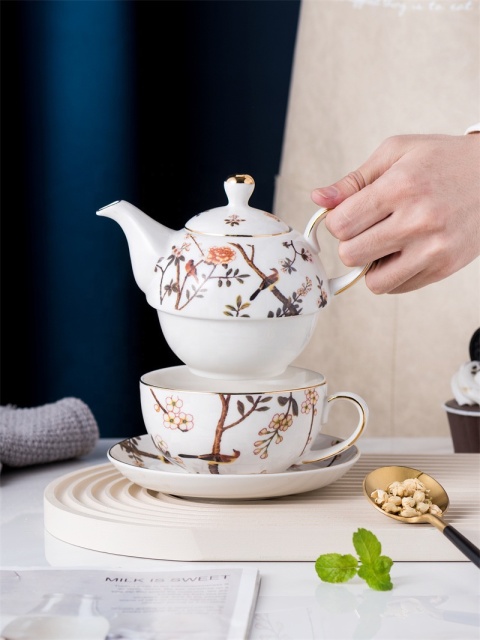 Wholesale Simple Flower Bird Design One Person Teapots With Electricoplate Lid Attitude Ceramic Teapot and Cup Set