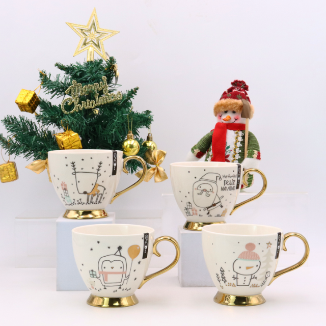 Christmas Design Ceramic Coffee Mug With Luxury Gold Handle & Foot,Custom Logo Xmas Gift Mug
