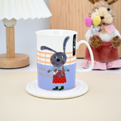 Wholesale Customized logo Cute Ceramic Bunny Reusable 10oz Children Breakfast Milk Cup
