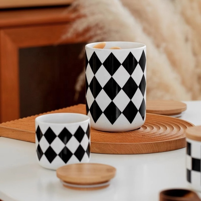 Modern Kitchenware Black Plaid Series Ceramic Canister Round Food Storage Container Tea Coffee Sugar Canisters With Bamboo Lid