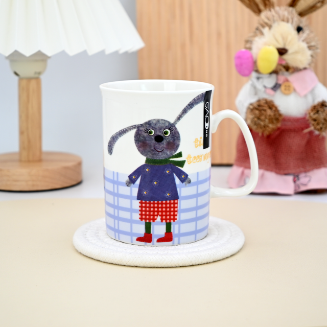 Wholesale Customized logo Cute Ceramic Bunny Reusable 10oz Children Breakfast Milk Cup