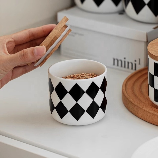Modern Kitchenware Black Plaid Series Ceramic Canister Round Food Storage Container Tea Coffee Sugar Canisters With Bamboo Lid
