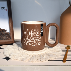 GaoDeng Creative Big Loop Handle Ceramic Coffee Mug Vintage Coffee Letter Print Two-tone Interior Tea Cup Ins Style Home Office Water Cup Gift Mug