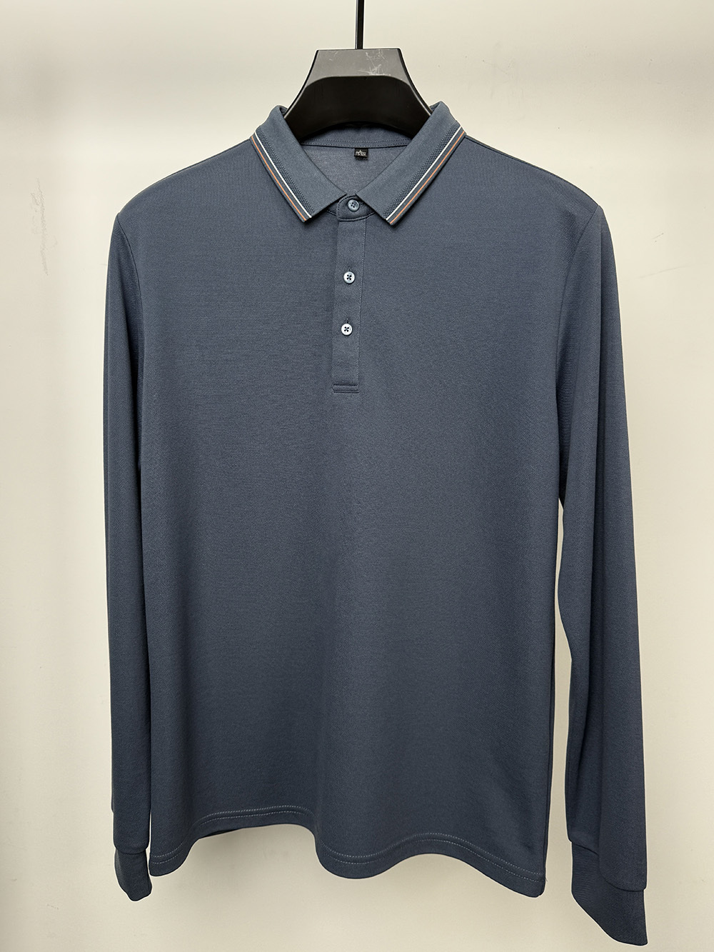 MX37214  240g weight   62.4%polyester fiber  35.0%cotton  2.6%mulberry silk  Polo shirt