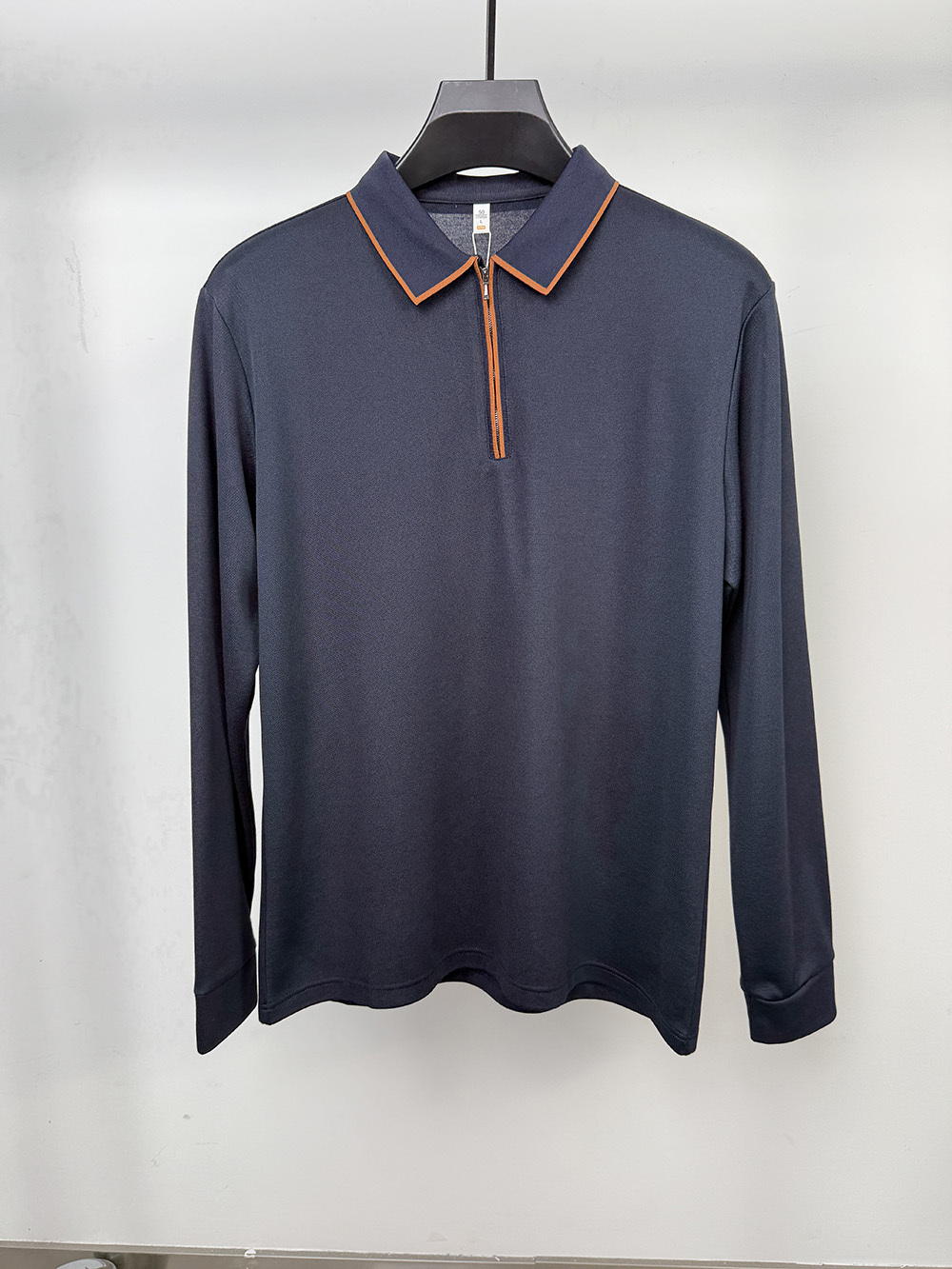 MX52093 260g weight 60.9%polyester  17.8% cotton  17.5% viscose 2.2%sheep wool  1.6% mulberry silkl  Polo shirt