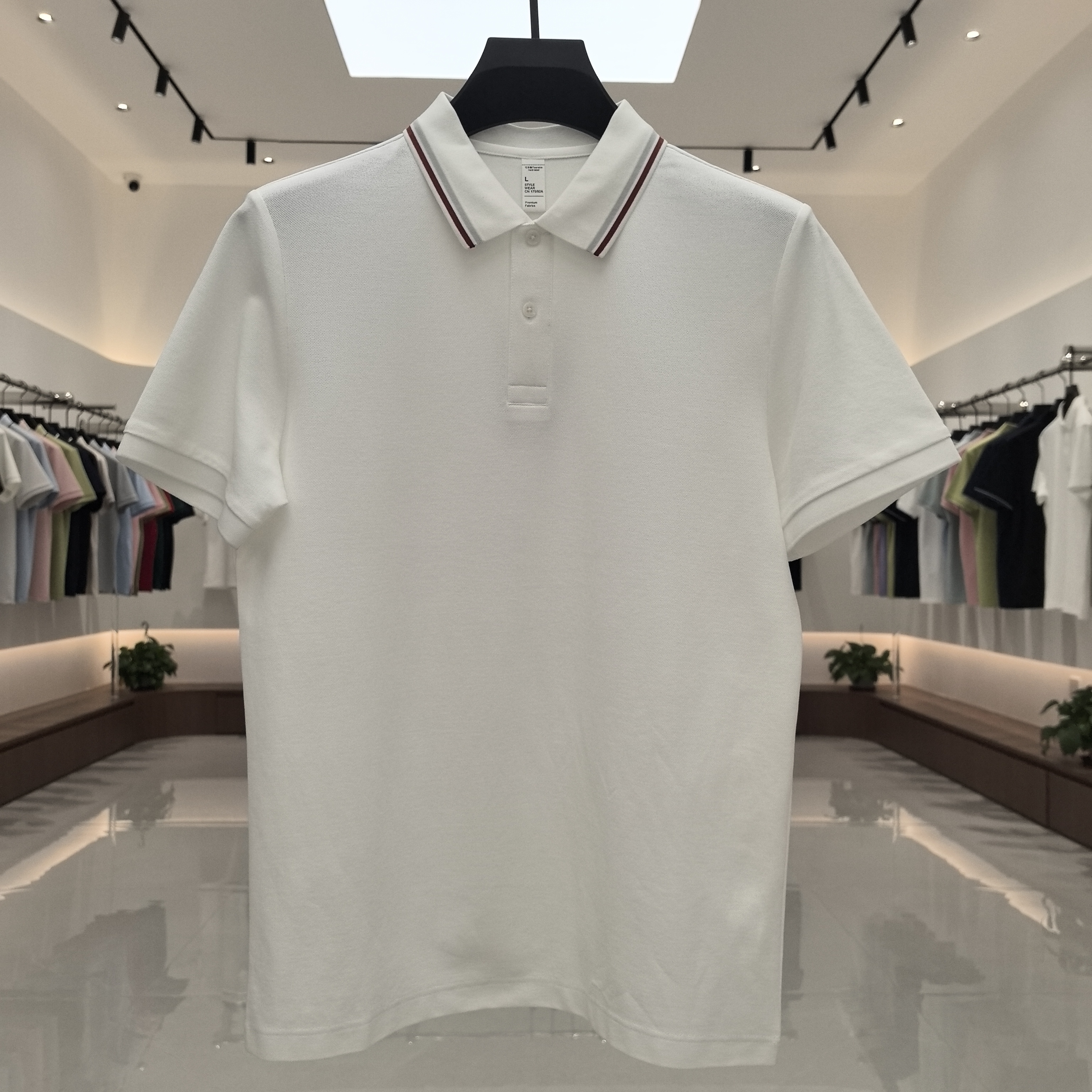XXD5251 52.3% Cotton  33.6% Polyester  14.1% Modal Short-Sleeved Polo Shirt
